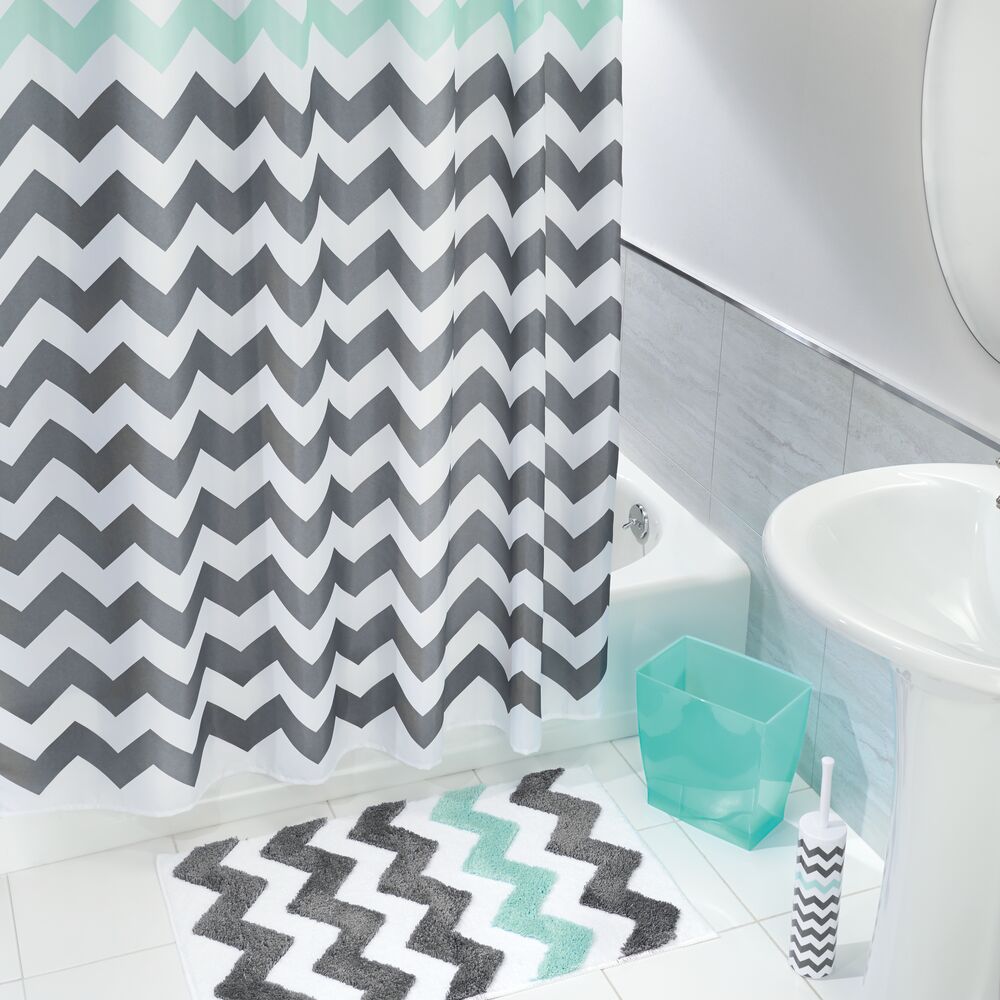 Chevron Rug 34 x 21 Gray/Aruba - Image 3