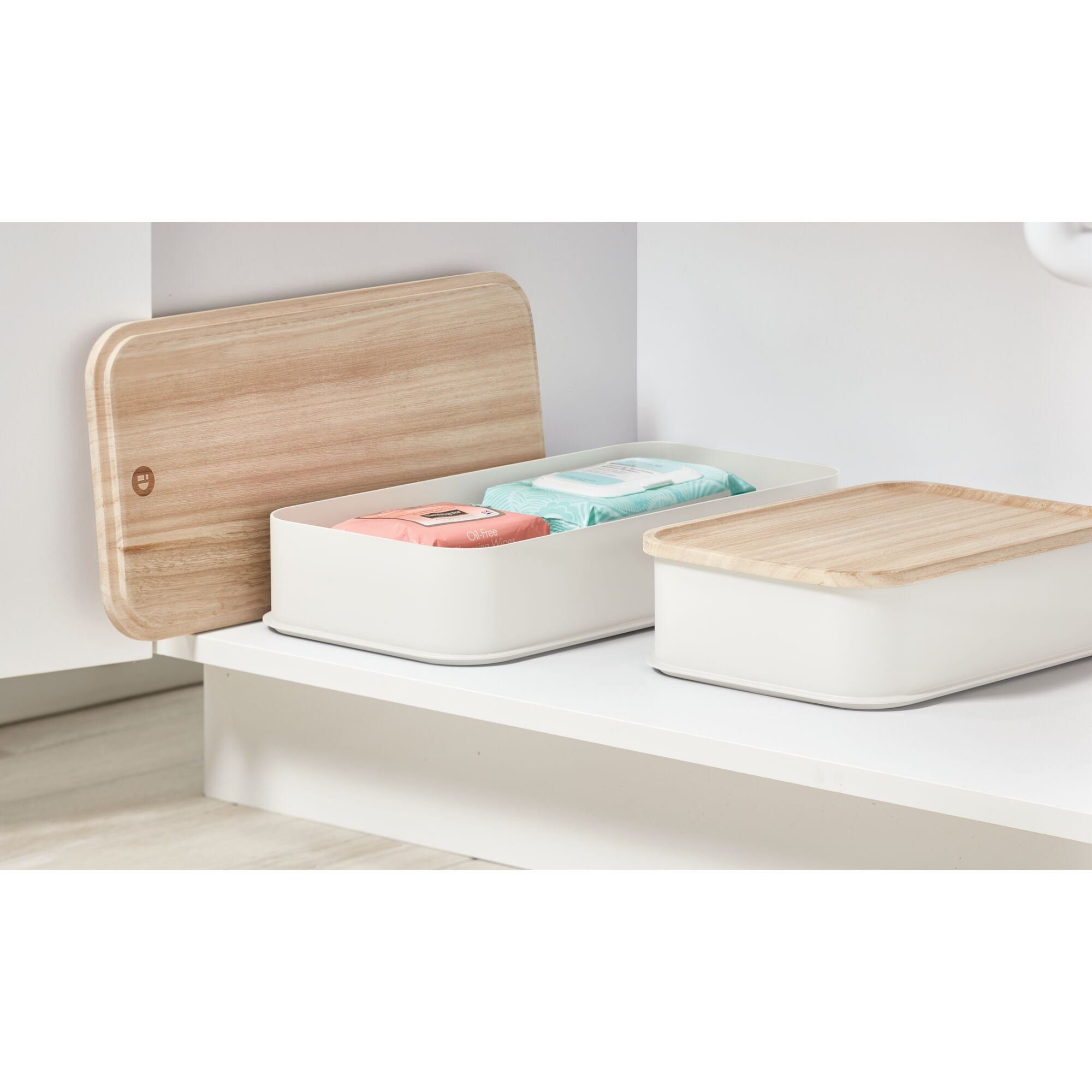 iDesign Eco BPA-Free Plastic Medium Lidded Storage Bin. Coconut/Wood - Image 15