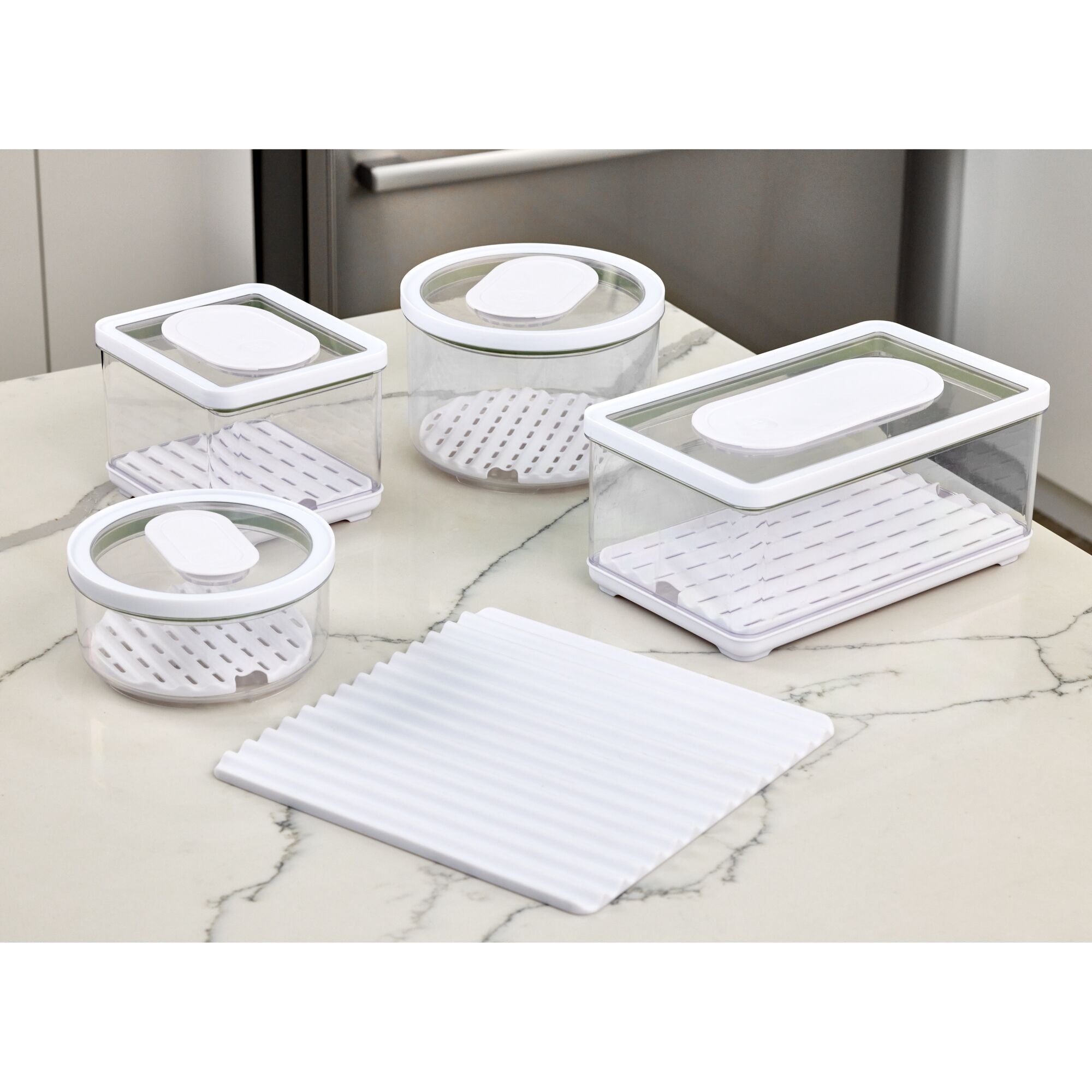 iDesign iDFresh BPA-Free Recycled Plastic Produce Storage Bin. Small - Image 6